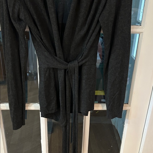 644.  Black Open Front Cardigan with Belt - Picture 4 of 5